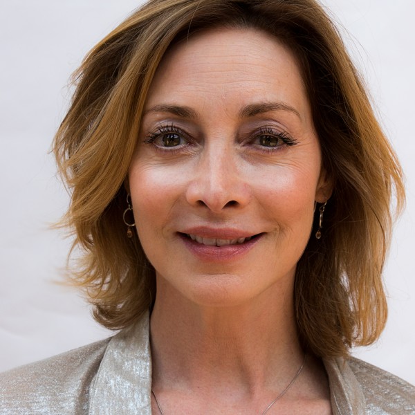 Lawrence pictures of sharon Sharon Lawrence