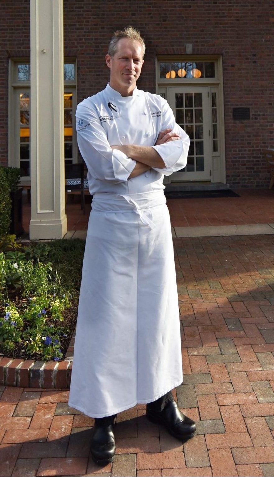 The Carolina Inn Chef Brandon Sharp ’97 has gone from busing tables at Chi-Chi’s in Greensboro to earning seven consecutive Michelin stars. (Photo by Melanie Busbee ’04/UNC)