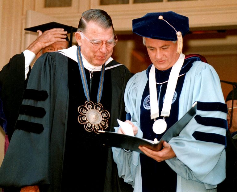 C.D. Spangler Jr., left, and Chancellor Michael Hooker.
